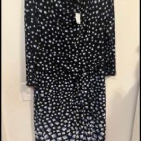 🌻WHBM Elegant Ombré Cube Design Dress - Picture 6 of 16